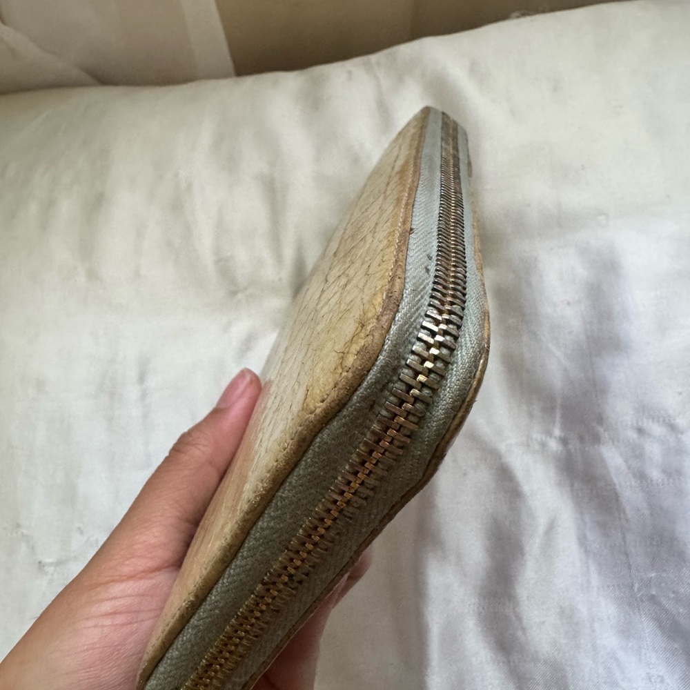 Miu Miu Khaki Beige Crocodile Embossed Long Zip Wallet (relist) - Picture 9 of 16